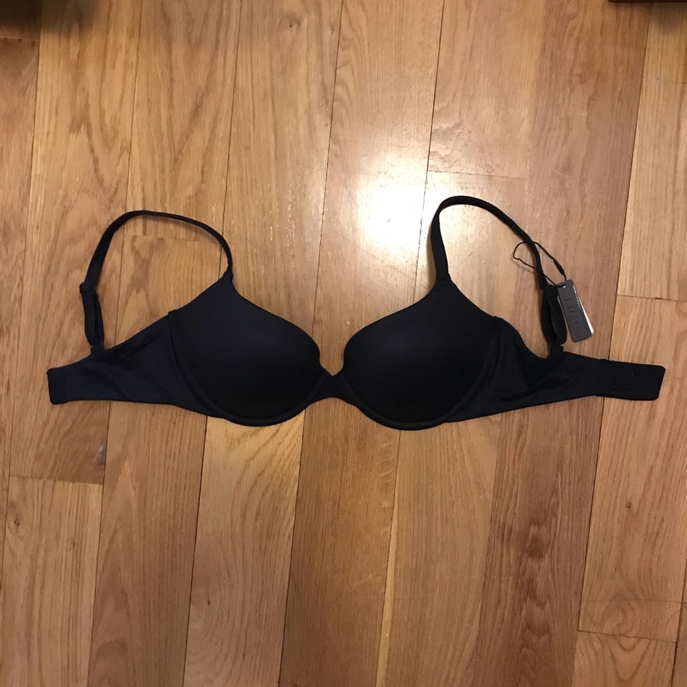 SKIMS Black T-Shirt Push Up Bra